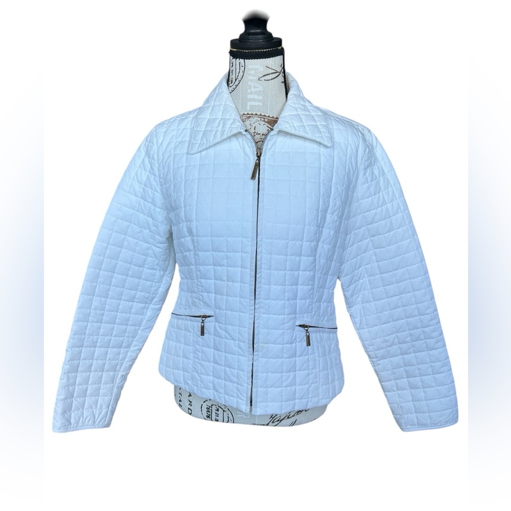 Platinum Petite Women’s White Quilted Jacket size Small/Petite